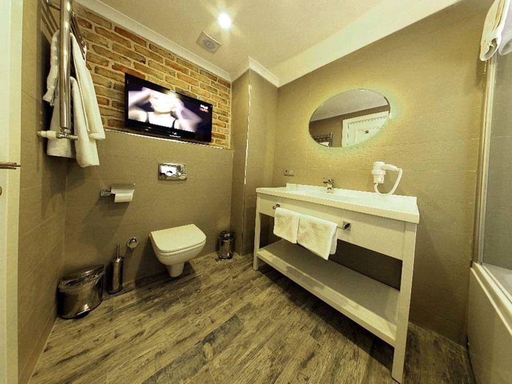 Taksim Santa Lucia Hotel Istanbul Exteriör bild